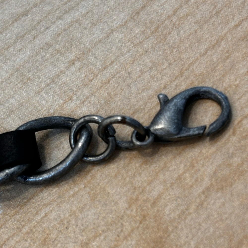 Bracelet “The only way to have a friend is to be one” / fits size 7 1/2 … - Picture 4 of 7